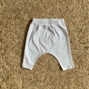 ✨(5 for $20) Old Navy White Leggings